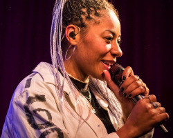 Konzert mit Diana Ezerex