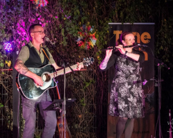 Konzert mit Tone Fish (Duo)