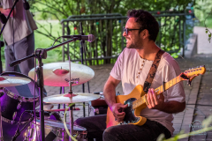 Dvora Davis & Soul Thrivers