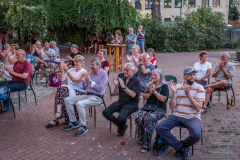 Dvora Davis & Soul Thrivers